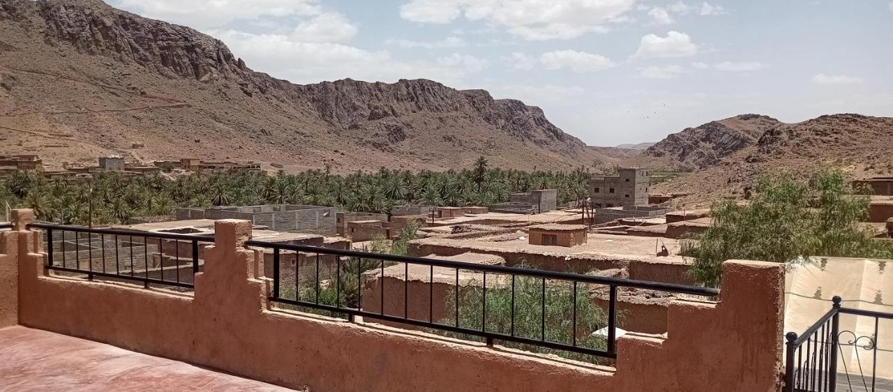 Auberge Restaurant Tissili " Oasis De Fint" Luaran gambar