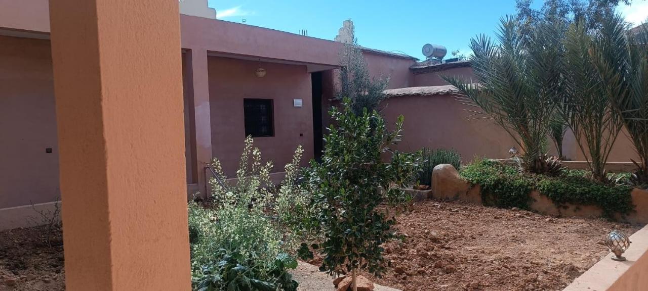 Auberge Restaurant Tissili " Oasis De Fint" Luaran gambar
