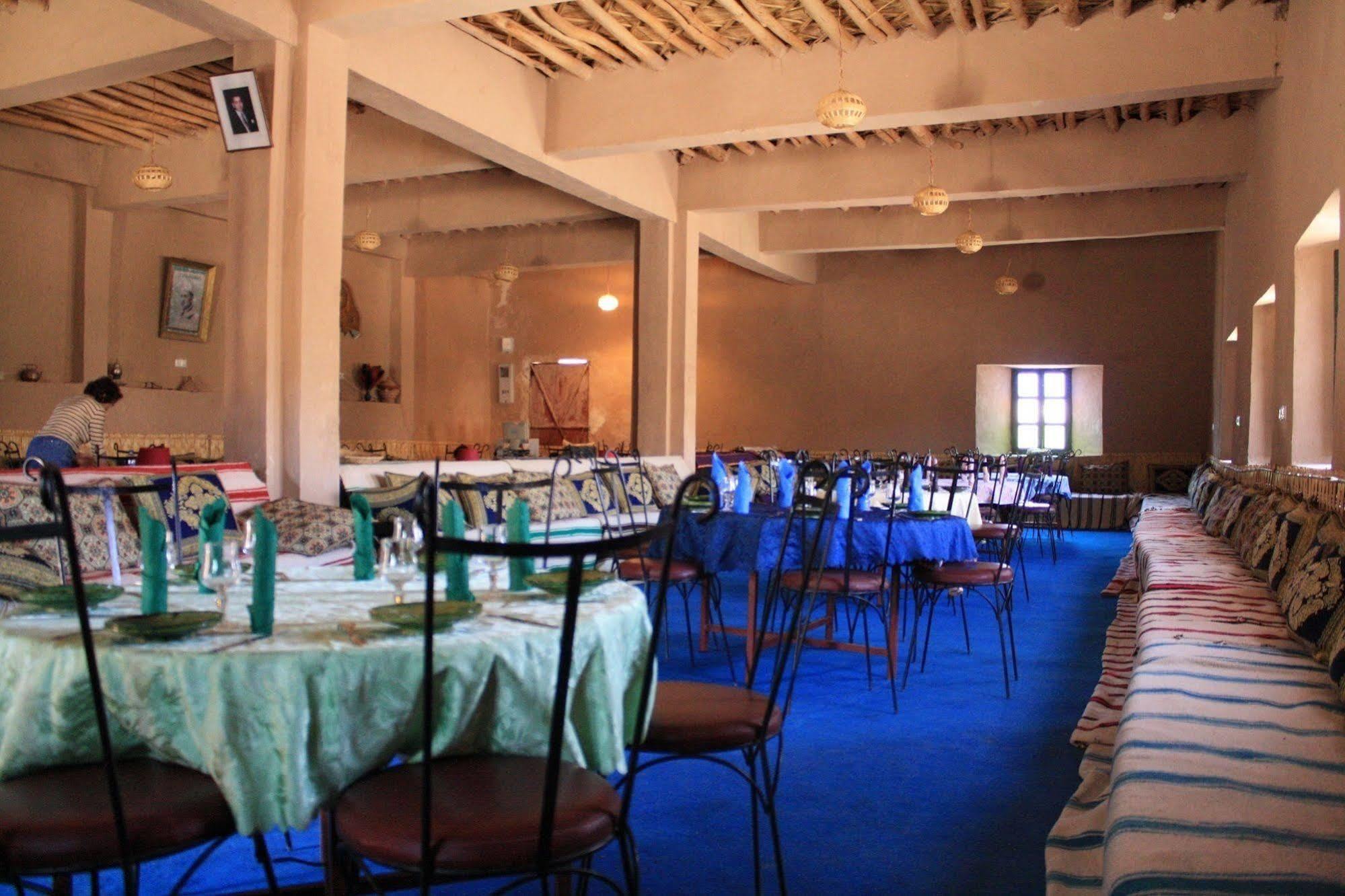 Auberge Restaurant Tissili " Oasis De Fint" Luaran gambar